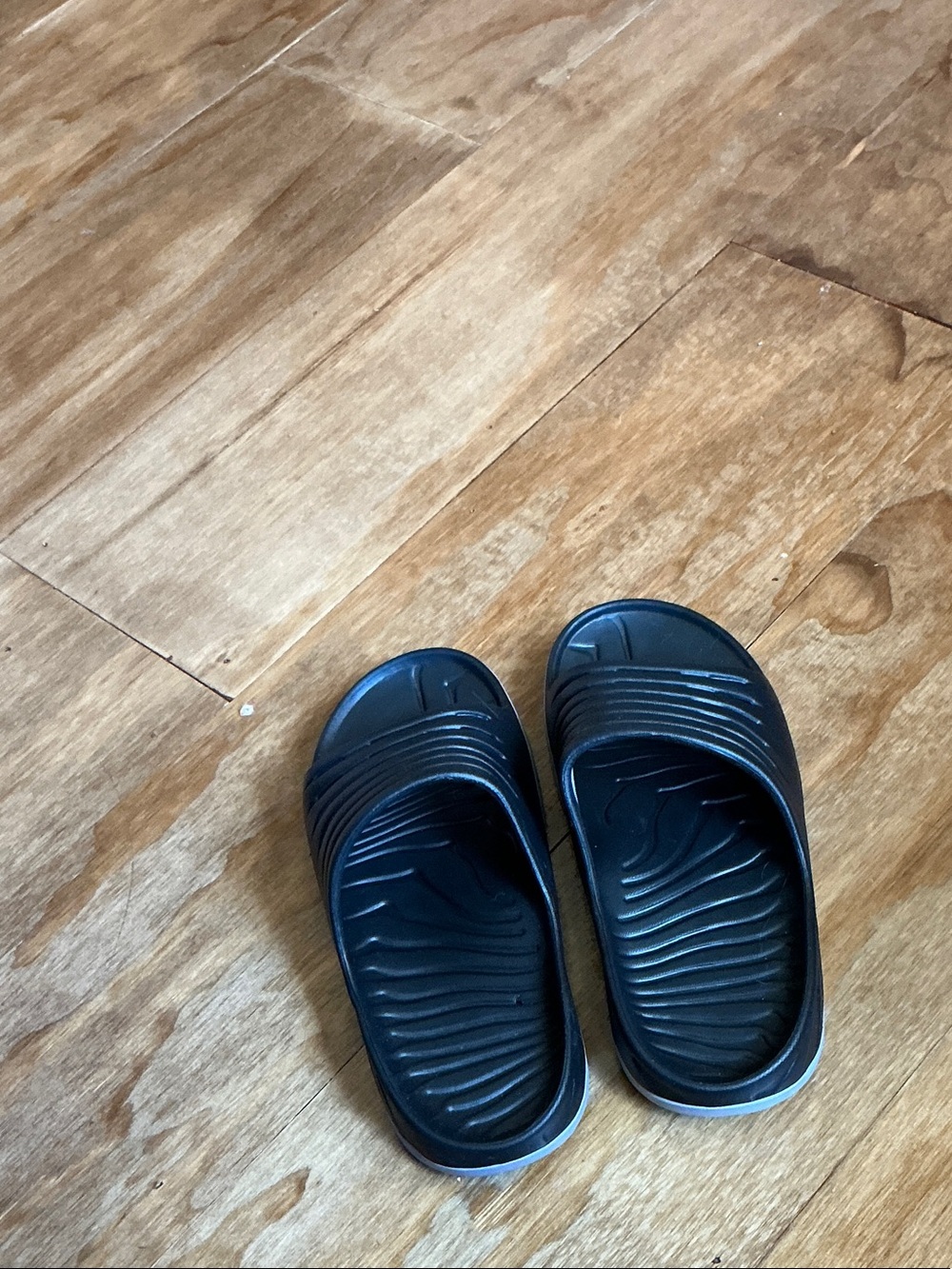 Black Slip-On Cushioned Recovery Slides W/ arch supports - Picture 2 of 4
